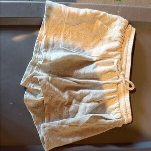 Cream boutique Shorts (Jules and James)